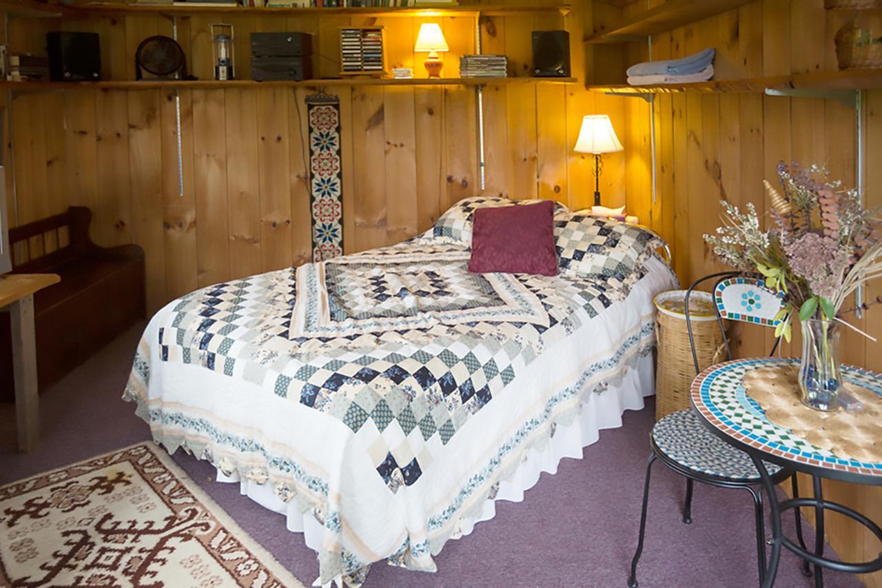 Firefly Bed & Breakfast Lincoln Екстер'єр фото